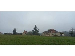 Terrain constructible viabilisé à vendre