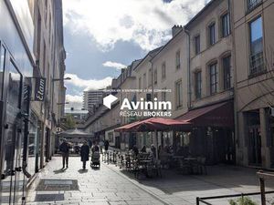 Local commercial à vendre