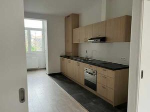 Appartement une chambre et bureau  lumineux