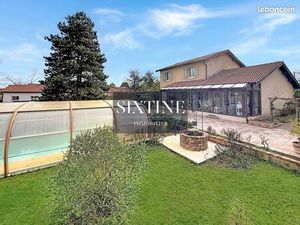 Propriété 7 pièces 154 m²