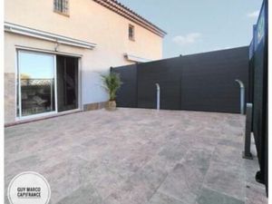 Vend maison à proximité du village