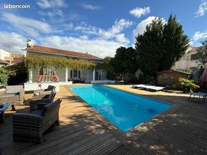 Maison T5 avec dépendance