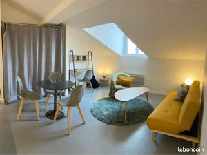 T2 St Clair dernier étage