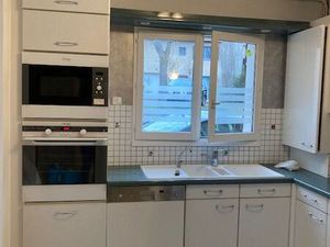 Un semi studio d'une maison  jardin et parking gratuit