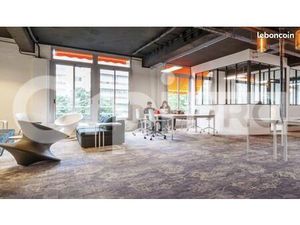 Bureau 298 m²