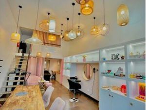 ? FONDS DE COMMERCE – LOCAL 62 m² POUR ACTIVITÉ BEAUTÉ – EMPLACEMENT N°1 À OULLINS