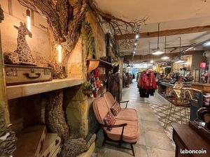 Local commercial 120 m² Aix-en-Provence