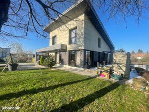 Immeuble 8 pièces 324 m²