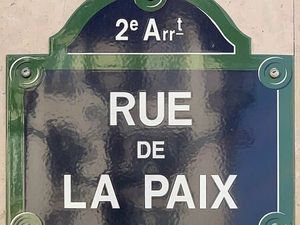 PARKING + BOX STOCKAGE PARIS RUE DE LA PAIX 75002