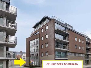 GELIJKVLOERSAPPARTEMENT met GARAGE