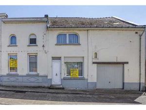 TE RENOVEREN RUIME WONING met GARAGE en Tuin