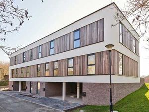 Instapklare gezinswoning met tuin in hartje Kieldrecht