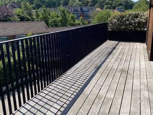 Magnifique penthouse d'une chambre avec grande terrasse