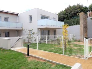 MARINEO : T2 avec balcon et parking à MEZE