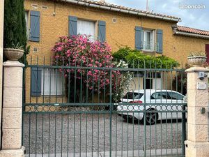 Loue très joli studio de 35m² REFAIT A NEUF dans maison de village