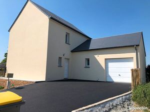 Maison Individuelle 5 pièces  101m2  de 2025  4 chambres dans le bourg de Trelivan