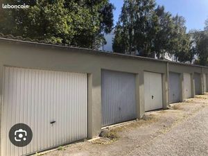 Box garage