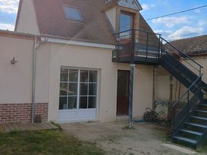 Maison partagée  Studio indépendant  17 m²  quartier Soie-Vauban