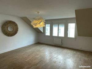 T1bis de 41 m2 - lumineux - avec petit jardin - Quartier CHARLET