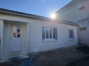 Appartement F2 à louer - 2 pièces - 45 m2 - Chennevieres Sur Marne - 94 - ILE-DE-FRANCE