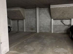 Parking à louer - 11 m2 - Bourg La Reine - 92 - ILE-DE-FRANCE