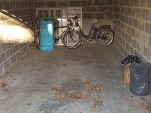 Location Garage box et parking à Caen (14000) : à louer / 16m² Caen