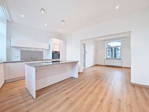 Appartement à louer à Rue Lemercier 6 Saint-Servais (VBD60883)