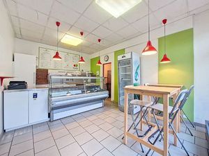 Surface commerciale à louer à Avenue du Prince de Liège 169 Dave (VBD60884)