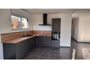 Vente maison 4 pièces 102 m² Vouillé (86190)