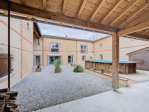 Vente maison 6 pièces 258 m² Saint-Benoît-de-Carmaux (81400)