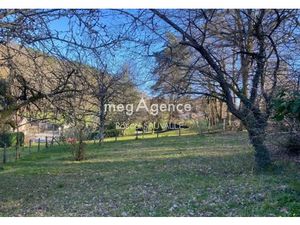 Vente terrain 830 m² à Perigueux (24000)  57 500 €