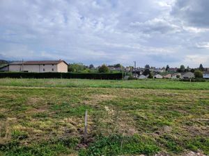 Vente terrain 505 m² à Ambert (63600)  30 300 €