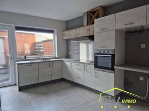 Appartement à louer avec terrasse et 3 chambres   Mont-sur-Marchienne (VBD60946)