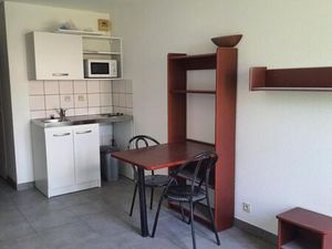 Location appartement 1 pièce 18 m² à Pontoise (95000)