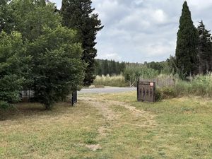 Vente terrain 4860 m² à Castelnou (66300)  49 900 €