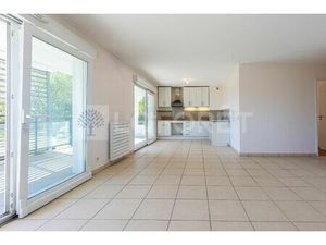 LAFORET IMMOBILIER - 'ALBIZIA' - VUE LAC - ANNECY-LE-VIEUX - APPARTEMENT T3 - 72 45 m² - T