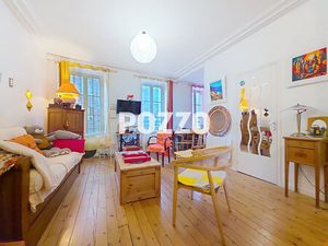 RARE A LA VENTE-Appartement -1er étage -au coeur du centre ville de Coutances avec terrass