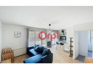 Location appartement  47 m² T-2 à Saint-Julien-en-Genevois  1 175 €