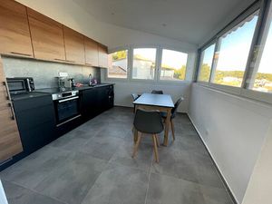 A LOUER - sur le port de Sausset les Pins Appartement meublé rénové  T3 pièces - 56.42 m2 
