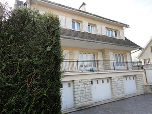 STUDIO BURES SUR YVETTE