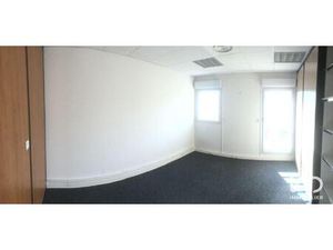 Location Bureaux 99 m²