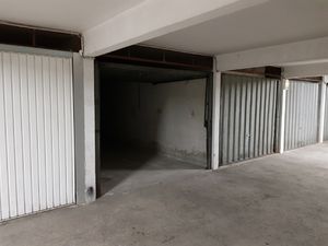 GARAGE A LOUER