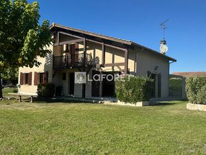 Maison Eysines 8 pièces 156m²