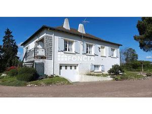 Maison trois chambres de 134 m2 - TERRAIN DE 19 800 M2