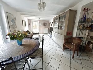 Toulon Aguillon: maison T5 1920 120m2 sur 252 m2 de terrain