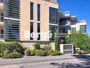 Prestigieux bureau de 236 m2 en location - Biot  France