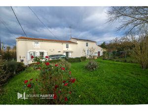 Maison 7 pièces / 5 Chambres à Saint Valèrien 85570