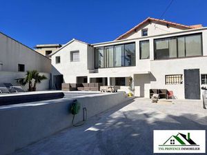 Maison de luxe de 6 pièces en location à Marseille  Provence-Alpes-Côte d'Azur