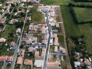 Vente terrain 560 m² à Le Thou (17290)  84 000 €