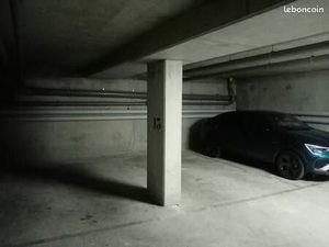 Place de parking souterraine (sud Île-Saint-Denis)